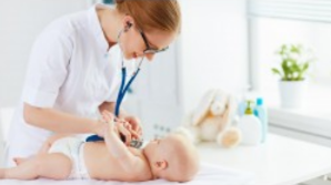 Asistente Médico Clínico: Especialización en Pediatría 