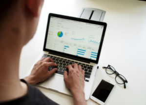 Data Analyst 